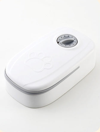 Automatic food dispenser pet